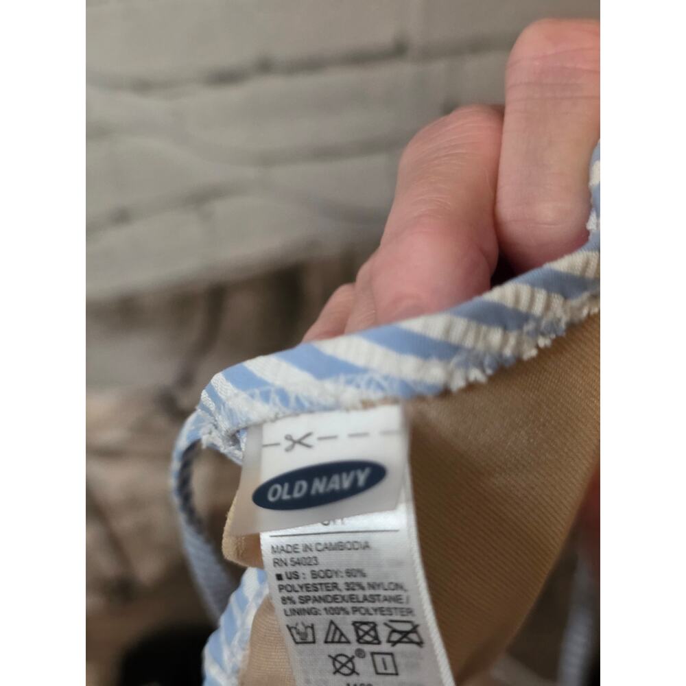 Old Navy String Bikini - Picture 5 of 6